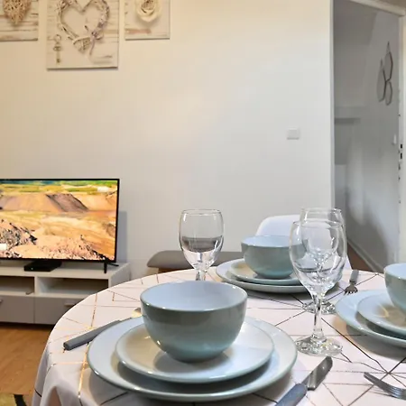 T2 Cosy Et Lumineux - Proche Centre Et Commodites